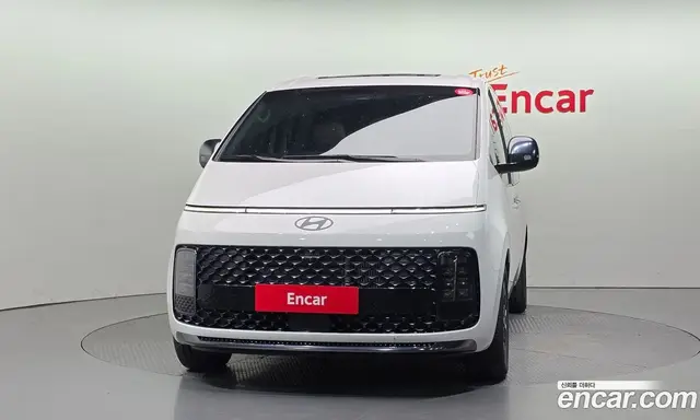 Hyundai Staria 2025 2.2 автомат (гидро), миниатюра 3