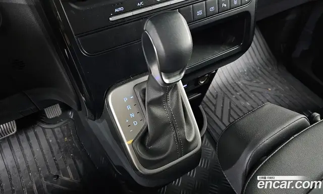 Hyundai Staria 2026 1.6 автомат (гидро), миниатюра 12