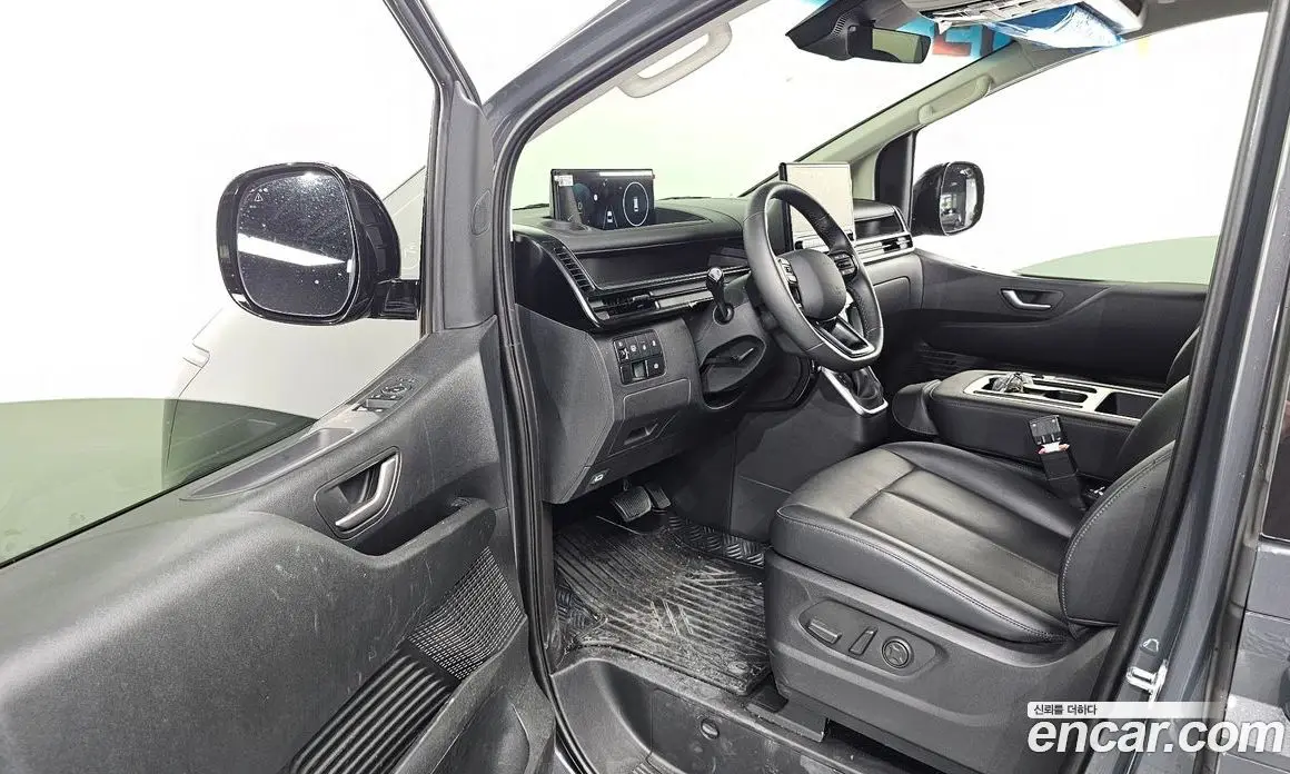 Hyundai Staria 2026 1.6 автомат (гидро), фото 13 Hyundai Staria 2026 1.6 автомат (гидро), фото 13