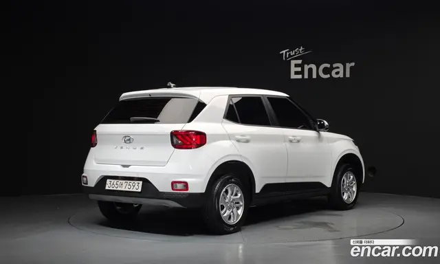 Hyundai Venue 2025 1.6 автомат (гидро), миниатюра 2 Hyundai Venue 2025 1.6 автомат (гидро), миниатюра 2