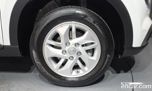 Hyundai Venue 2025 1.6 автомат (гидро), миниатюра 7 Hyundai Venue 2025 1.6 автомат (гидро), миниатюра 7