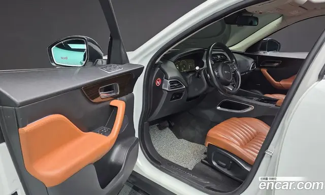 Jaguar F-Pace 2016 2.0 автомат (гидро), миниатюра 10 Jaguar F-Pace 2016 2.0 автомат (гидро), миниатюра 10