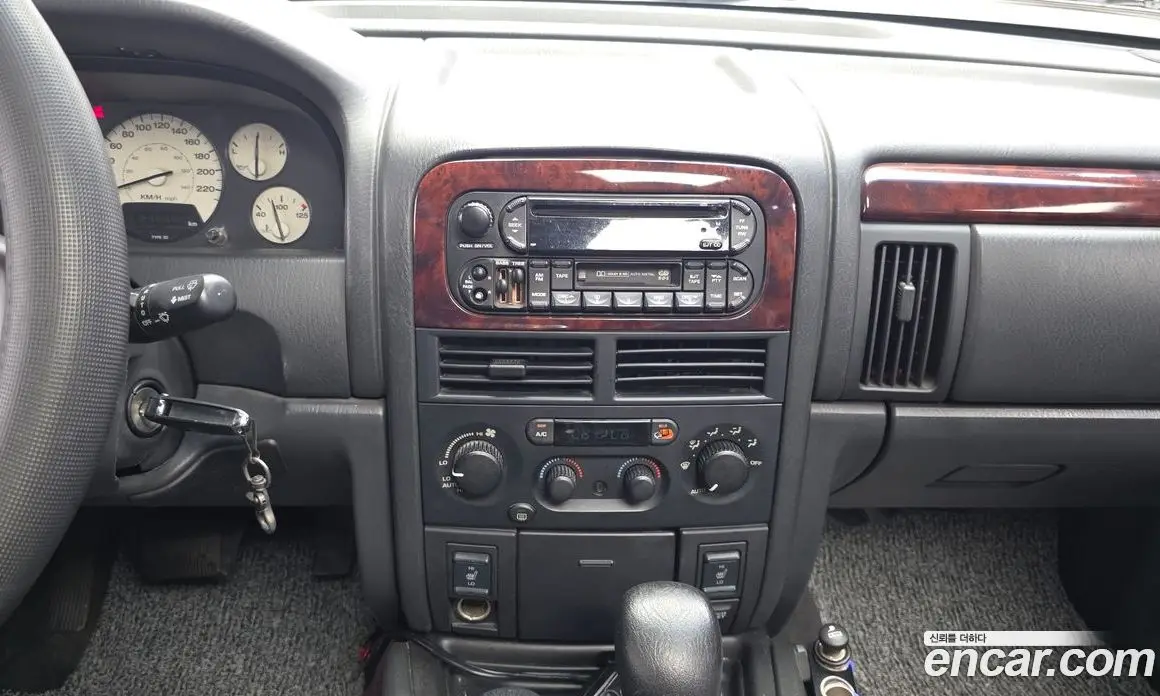 Jeep Cherokee 2002 4.7 автомат (гидро), фото 14 Jeep Cherokee 2002 4.7 автомат (гидро), фото 14