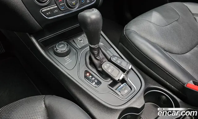 Jeep Cherokee 2018 2.4 автомат (гидро), миниатюра 12