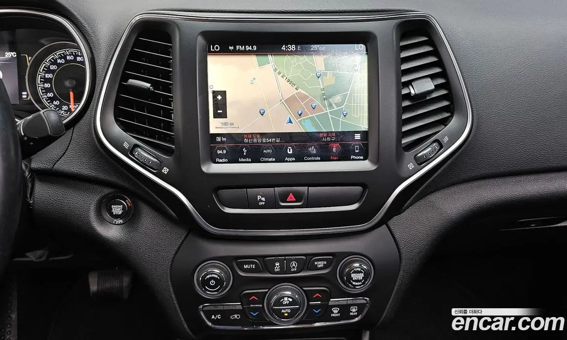 Jeep Cherokee 2018 2.4 автомат (гидро), фото 20 Jeep Cherokee 2018 2.4 автомат (гидро), фото 20