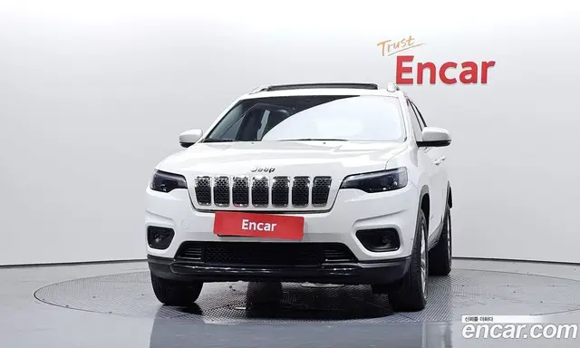 Jeep Cherokee 2018 2.4 автомат (гидро), миниатюра 3 Jeep Cherokee 2018 2.4 автомат (гидро), миниатюра 3