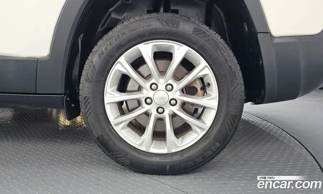 Jeep Cherokee 2018 2.4 автомат (гидро), миниатюра 7 Jeep Cherokee 2018 2.4 автомат (гидро), миниатюра 7