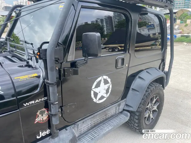 Jeep Wrangler 2002 4.0 автомат (гидро), миниатюра 2 Jeep Wrangler 2002 4.0 автомат (гидро), миниатюра 2