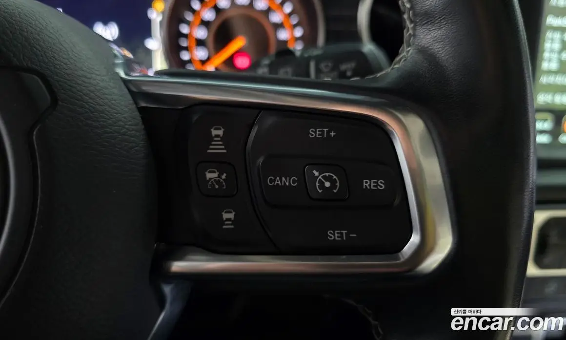 Jeep Wrangler 2019 2.0 автомат (гидро), фото 22 Jeep Wrangler 2019 2.0 автомат (гидро), фото 22