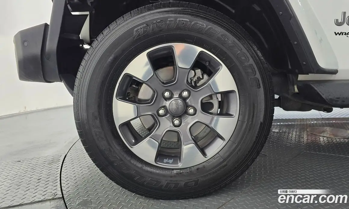 Jeep Wrangler 2019 2.0 автомат (гидро), фото 5 Jeep Wrangler 2019 2.0 автомат (гидро), фото 5