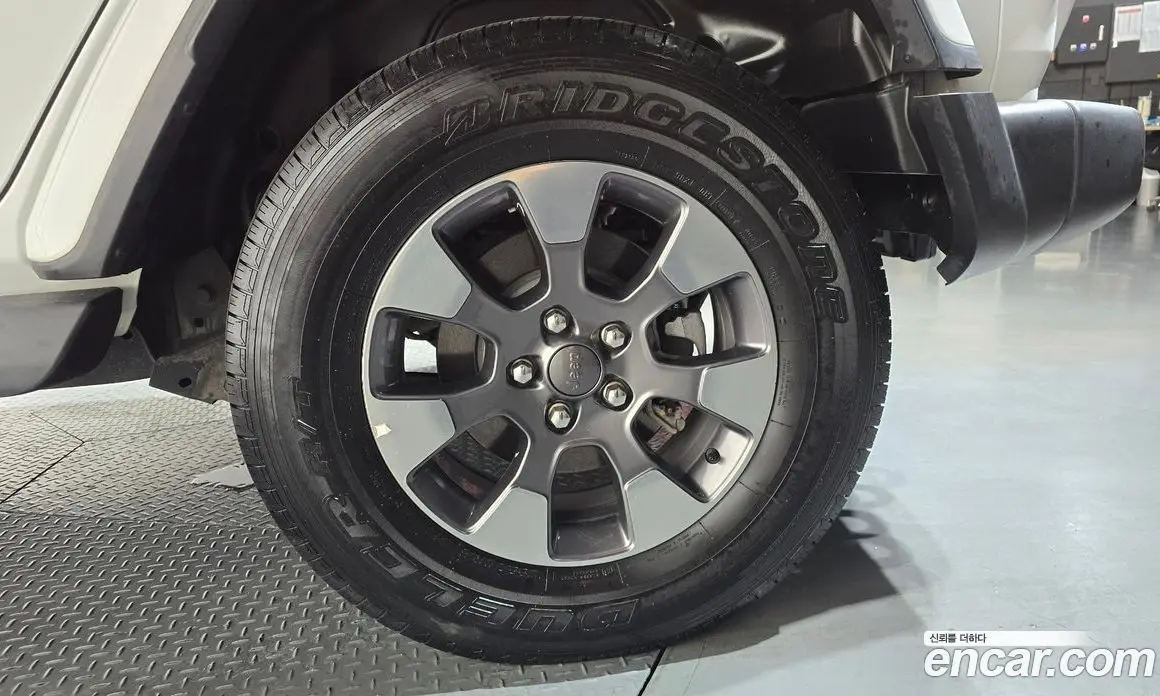 Jeep Wrangler 2019 2.0 автомат (гидро), фото 7 Jeep Wrangler 2019 2.0 автомат (гидро), фото 7