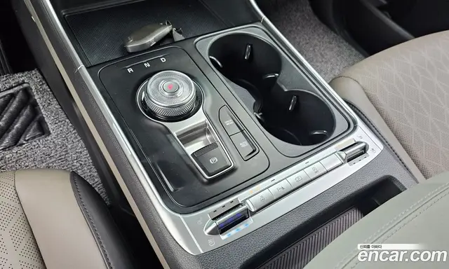 Kia Carnival 2024 2.2 автомат (гидро), миниатюра 12