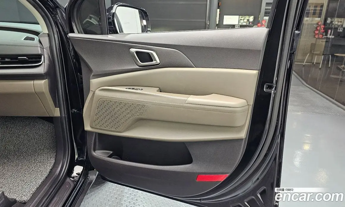 Kia Carnival 2024 2.2 автомат (гидро), фото 15 Kia Carnival 2024 2.2 автомат (гидро), фото 15