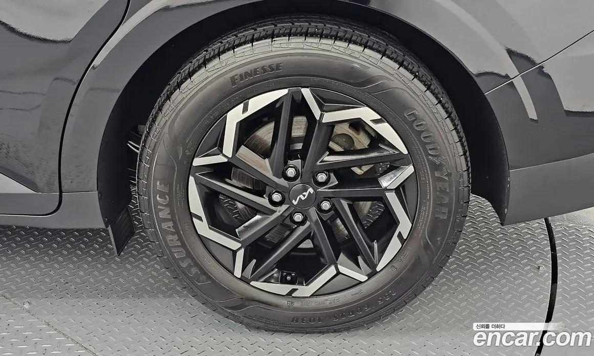 Kia Carnival 2024 2.2 автомат (гидро), фото 7 Kia Carnival 2024 2.2 автомат (гидро), фото 7