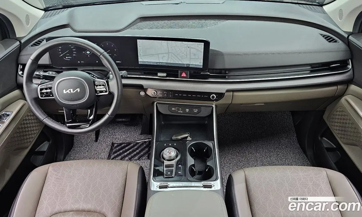Kia Carnival 2024 2.2 автомат (гидро), фото 10 Kia Carnival 2024 2.2 автомат (гидро), фото 10