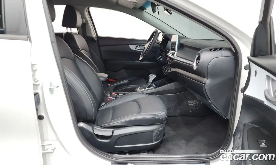 Kia K3 2022 1.6 автомат (гидро), фото 16 Kia K3 2022 1.6 автомат (гидро), фото 16