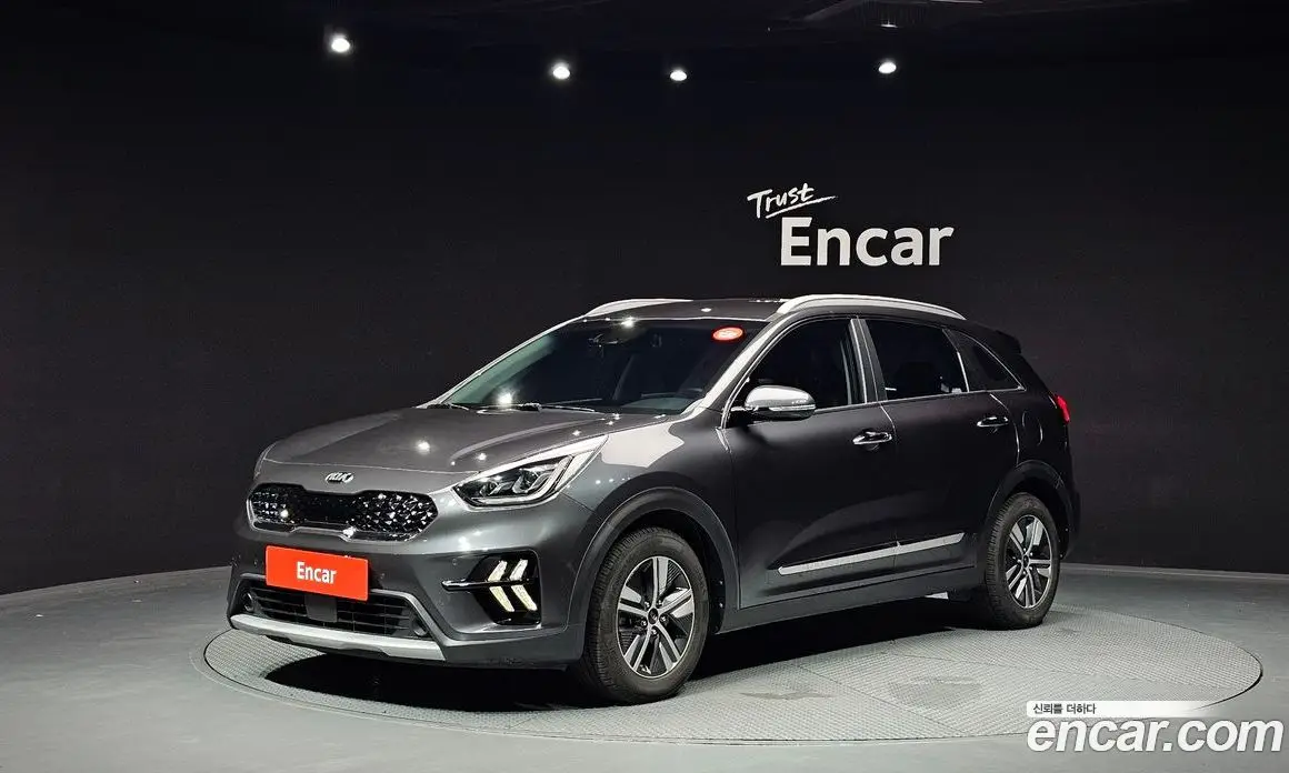 Kia Niro 2021 1.6 автомат (гидро), фото 1 Kia Niro 2021 1.6 автомат (гидро), фото 1