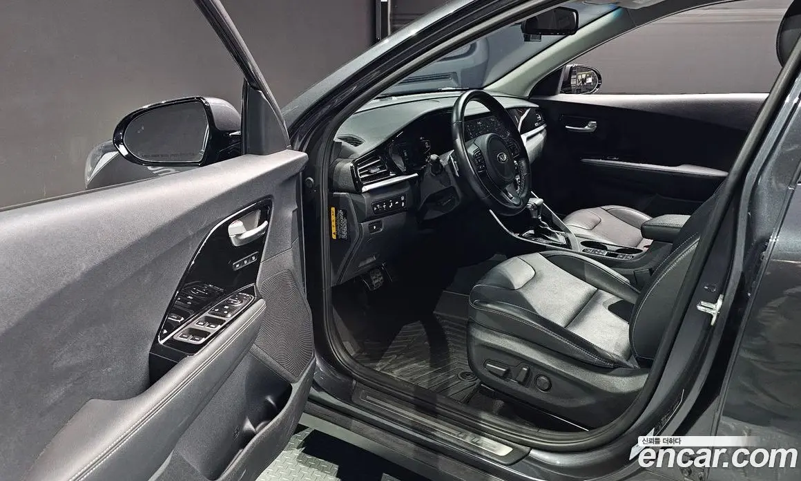 Kia Niro 2021 1.6 автомат (гидро), фото 13 Kia Niro 2021 1.6 автомат (гидро), фото 13