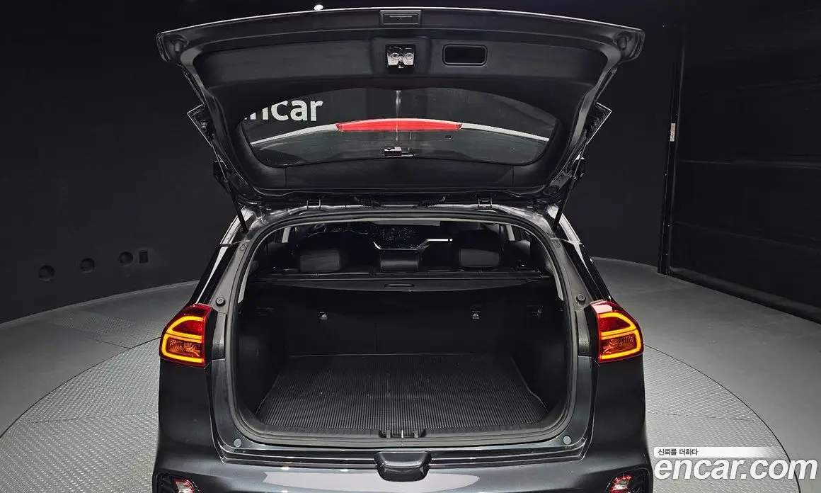 Kia Niro 2021 1.6 автомат (гидро), фото 26 Kia Niro 2021 1.6 автомат (гидро), фото 26