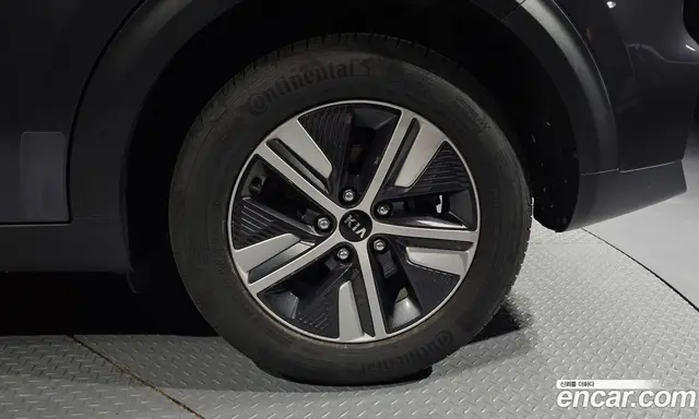 Kia Niro 2021 1.6 автомат (гидро), миниатюра 7 Kia Niro 2021 1.6 автомат (гидро), миниатюра 7