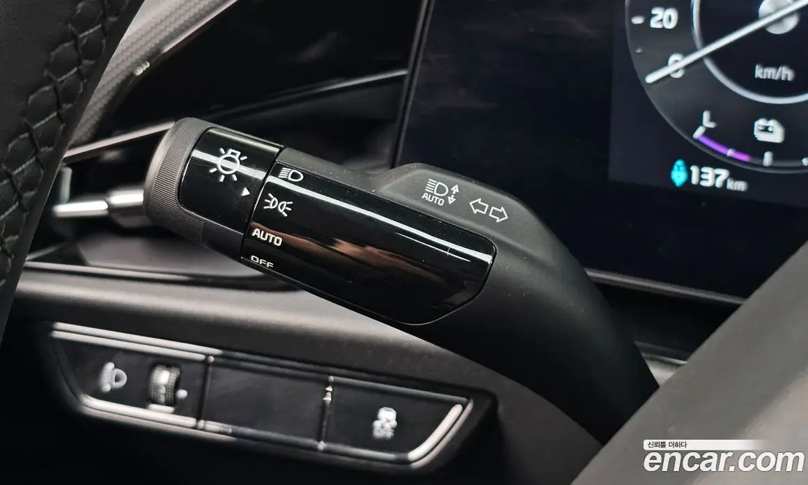 Kia Niro 2023 0.2 автомат (гидро), фото 20 Kia Niro 2023 0.2 автомат (гидро), фото 20