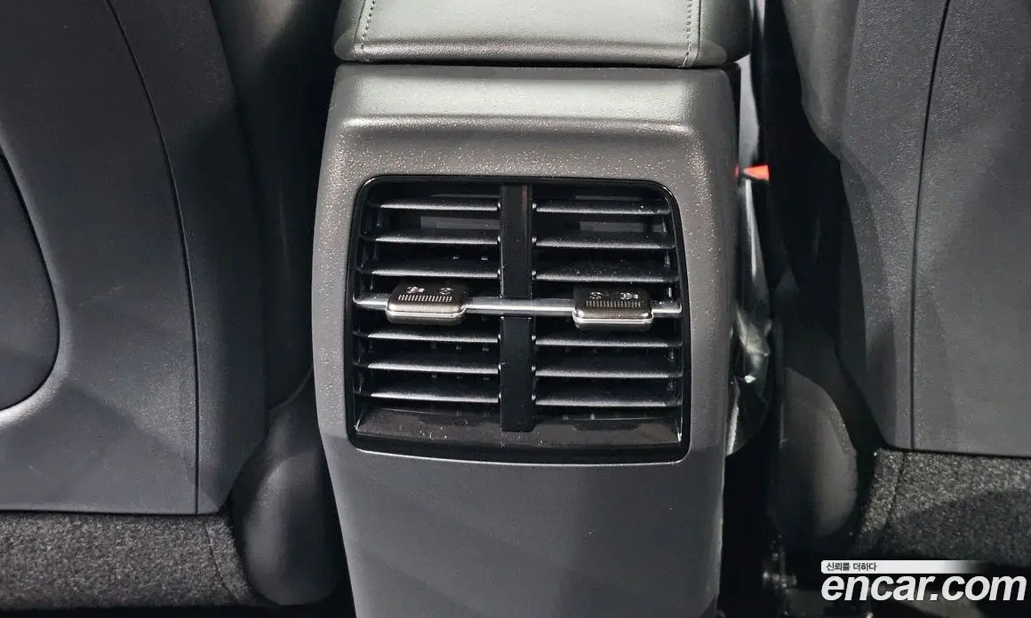 Kia Niro 2023 0.2 автомат (гидро), фото 29 Kia Niro 2023 0.2 автомат (гидро), фото 29