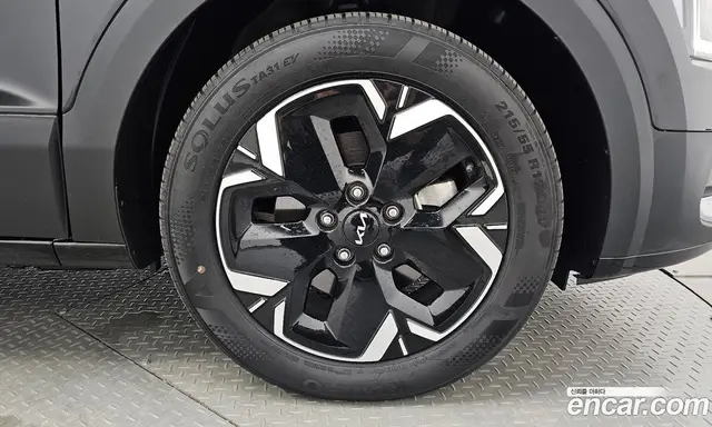 Kia Niro 2023 0.2 автомат (гидро), миниатюра 6 Kia Niro 2023 0.2 автомат (гидро), миниатюра 6
