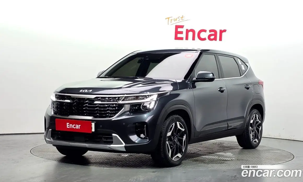 Kia Seltos 2025 2.0 автомат (гидро), фото 1 Kia Seltos 2025 2.0 автомат (гидро), фото 1