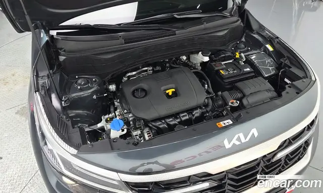Kia Seltos 2025 2.0 автомат (гидро), миниатюра 6 Kia Seltos 2025 2.0 автомат (гидро), миниатюра 6