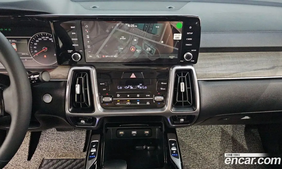 Kia Sorento 2020 2.2 автомат (гидро), фото 18 Kia Sorento 2020 2.2 автомат (гидро), фото 18