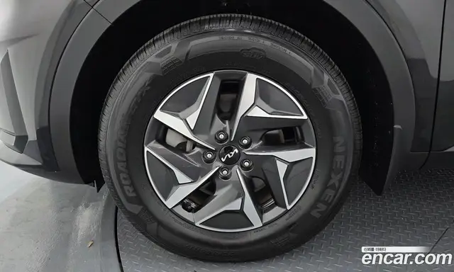 Kia Sorento 2022 1.6 автомат (гидро), миниатюра 5 Kia Sorento 2022 1.6 автомат (гидро), миниатюра 5