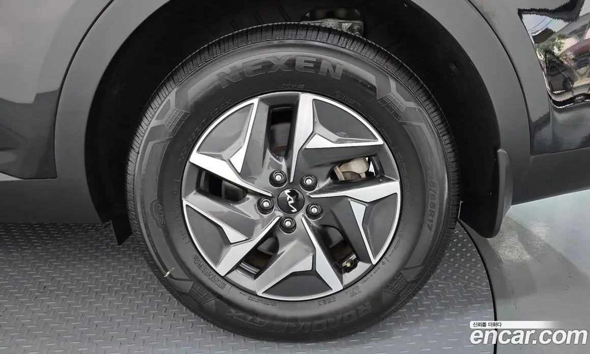 Kia Sorento 2022 1.6 автомат (гидро), фото 7 Kia Sorento 2022 1.6 автомат (гидро), фото 7