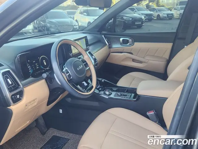 Kia Sorento 2023 1.6 автомат (гидро), миниатюра 5