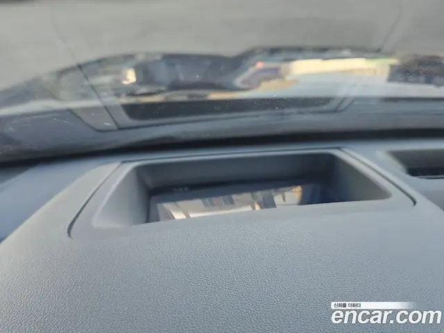 Kia Sorento 2023 1.6 автомат (гидро), миниатюра 10