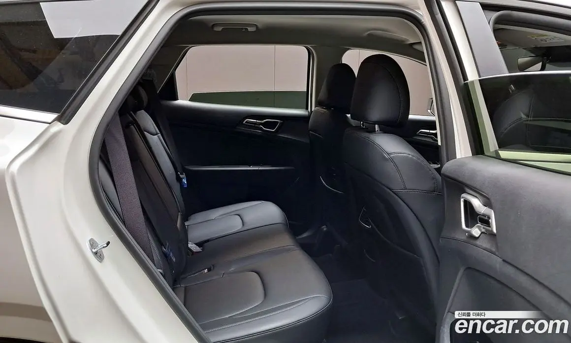 Kia Sportage 2024 2.0 автомат (гидро), фото 17