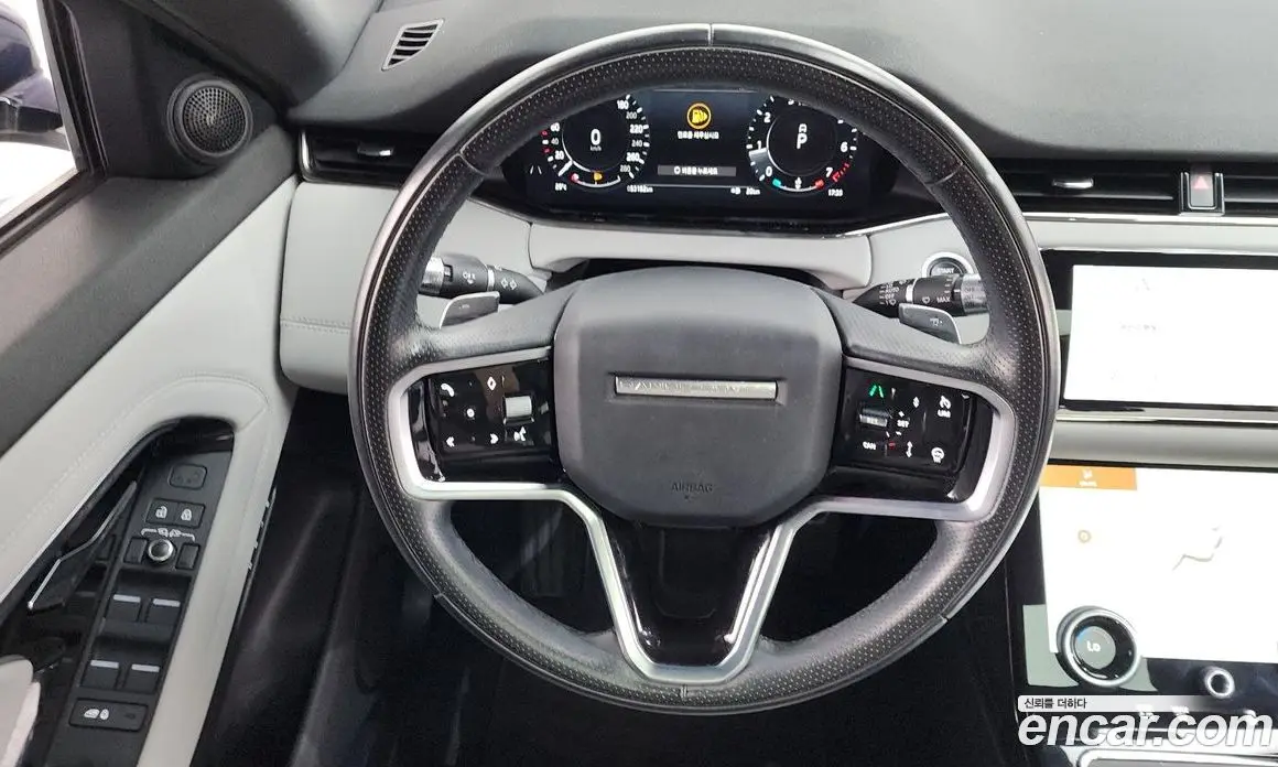 Land Rover Range Rover Evoque 2022 2.0 автомат (гидро), фото 19