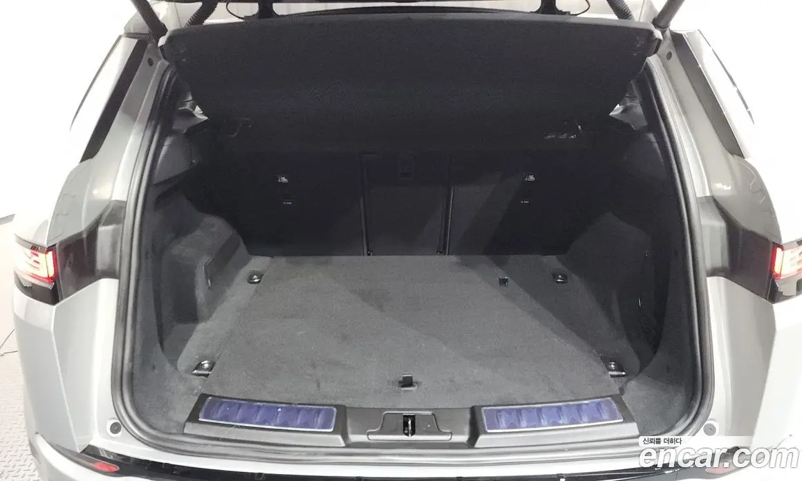 Land Rover Range Rover Evoque 2022 2.0 автомат (гидро), фото 26