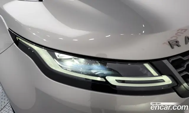 Land Rover Range Rover Evoque 2022 2.0 автомат (гидро), миниатюра 8