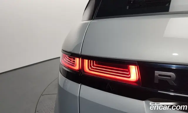 Land Rover Range Rover Evoque 2022 2.0 автомат (гидро), миниатюра 9