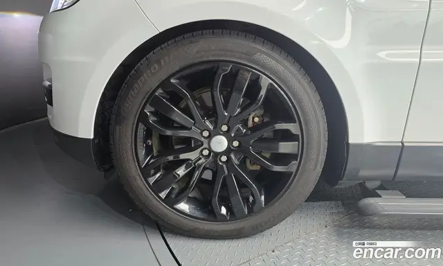 Land Rover Range Rover Sport 2016 3.0 автомат (гидро), миниатюра 5 Land Rover Range Rover Sport 2016 3.0 автомат (гидро), миниатюра 5