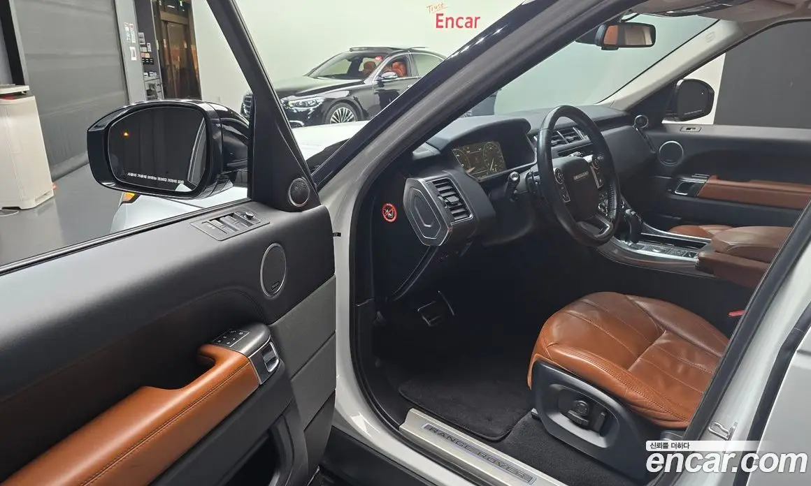 Land Rover Range Rover Sport 2016 3.0 автомат (гидро), фото 10 Land Rover Range Rover Sport 2016 3.0 автомат (гидро), фото 10