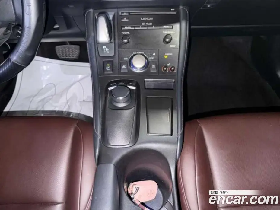 Lexus CT200h 2018 1.8 автомат (гидро), фото 11 Lexus CT200h 2018 1.8 автомат (гидро), фото 11