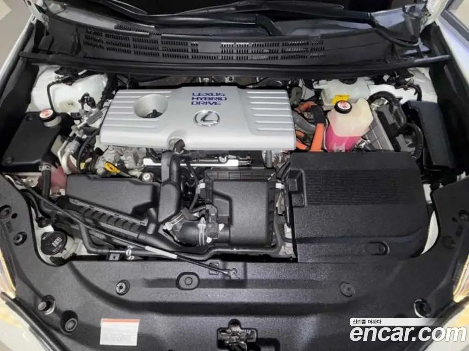 Lexus CT200h 2018 1.8 автомат (гидро), фото 19 Lexus CT200h 2018 1.8 автомат (гидро), фото 19