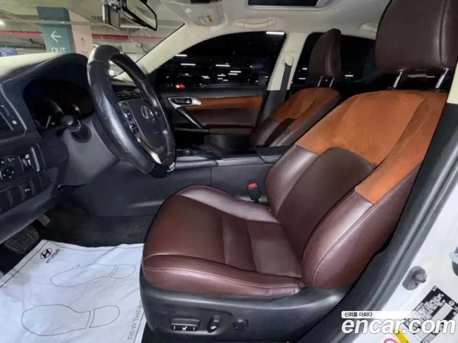 Lexus CT200h 2018 1.8 автомат (гидро), фото 6 Lexus CT200h 2018 1.8 автомат (гидро), фото 6