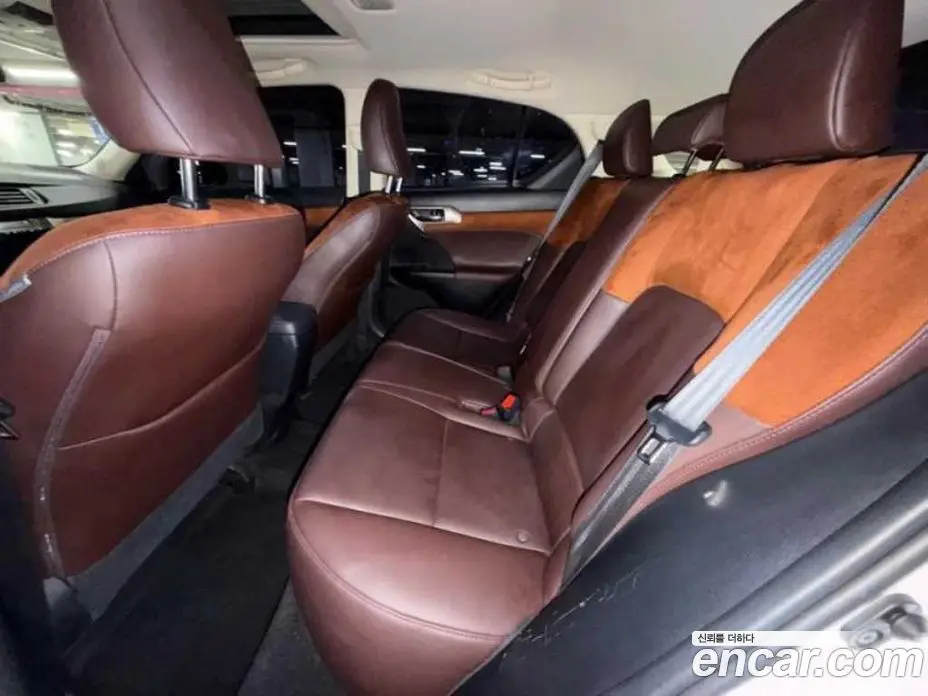 Lexus CT200h 2018 1.8 автомат (гидро), фото 7 Lexus CT200h 2018 1.8 автомат (гидро), фото 7