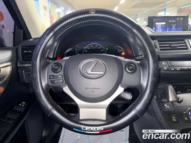 Lexus CT200h 2018 1.8 автомат (гидро), миниатюра 8 Lexus CT200h 2018 1.8 автомат (гидро), миниатюра 8
