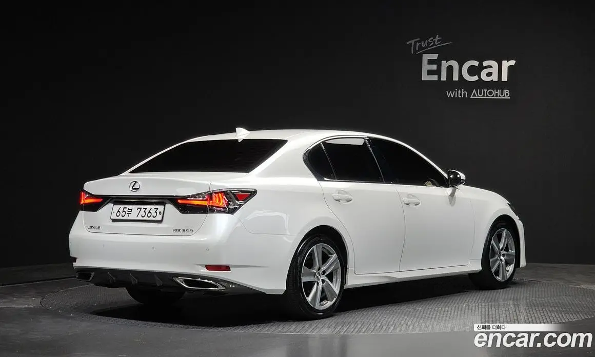Lexus GS 2018 2.0 автомат (гидро), фото 2 Lexus GS 2018 2.0 автомат (гидро), фото 2