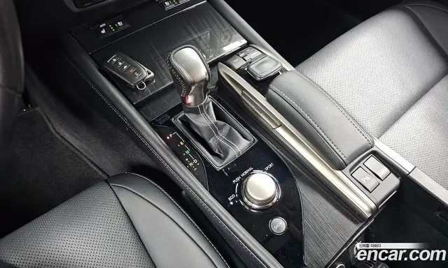 Lexus GS 2018 2.0 автомат (гидро), миниатюра 12