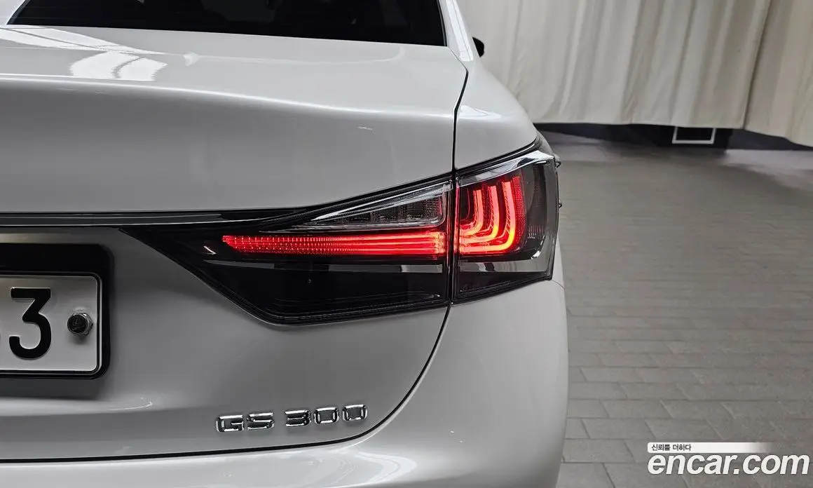 Lexus GS 2018 2.0 автомат (гидро), фото 9 Lexus GS 2018 2.0 автомат (гидро), фото 9