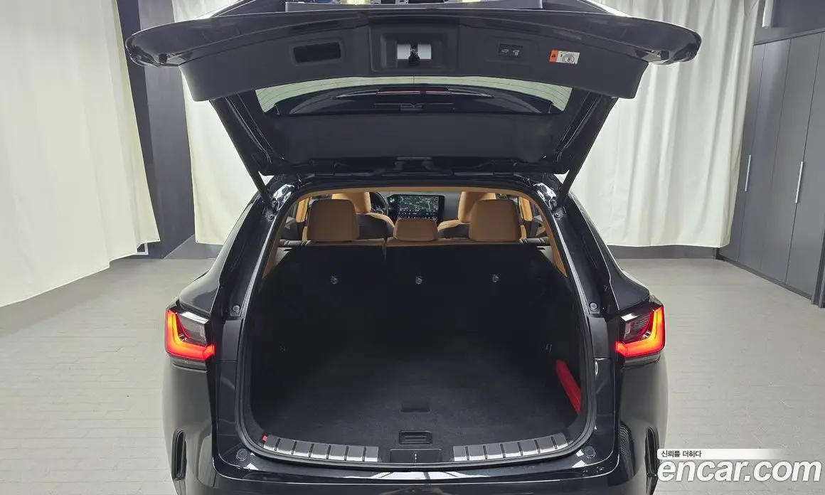 Lexus NX 2023 2.5 автомат (гидро), фото 29